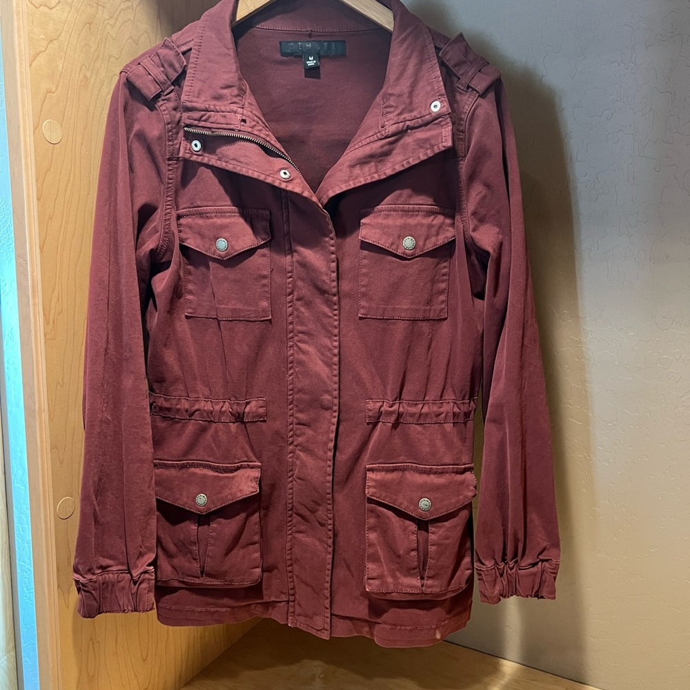 TENSEL M safari lightweight wine colored jacket w/pockets  and cinch at waist